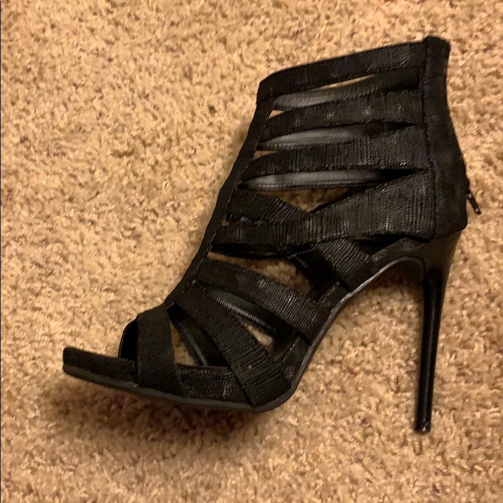 Shoe Republic LA print sandals worn twice